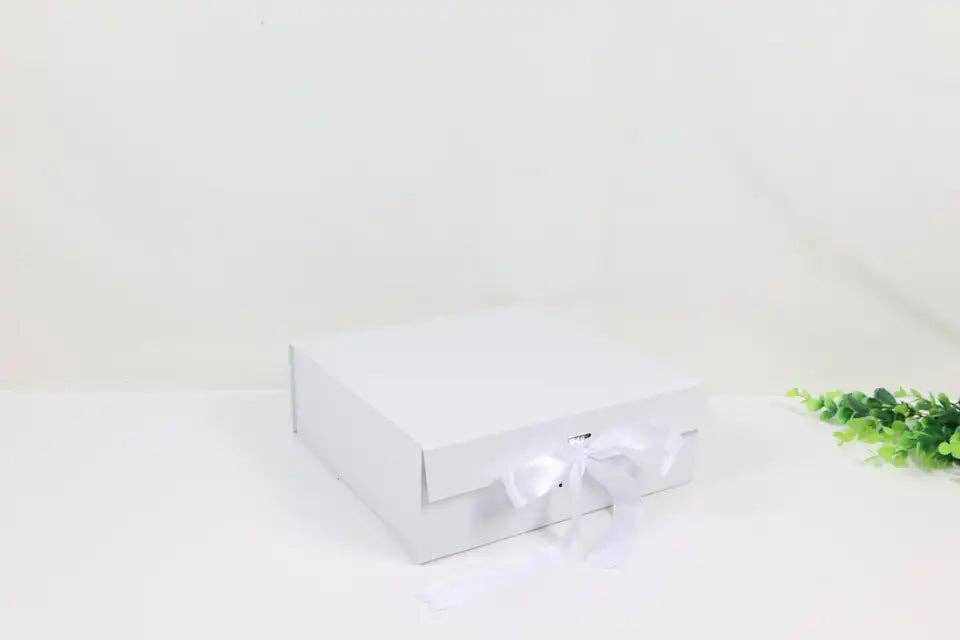 Elegant Design Supply - Wholesale Gift Box - Folding Square Gift Box with Ribbon0