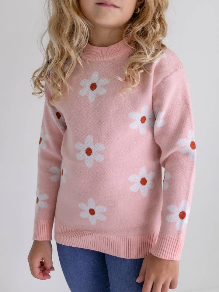 Pull automne-hiver à col rond à fleurs roses blush pour enfants pour la vente par Oopsie Daisy