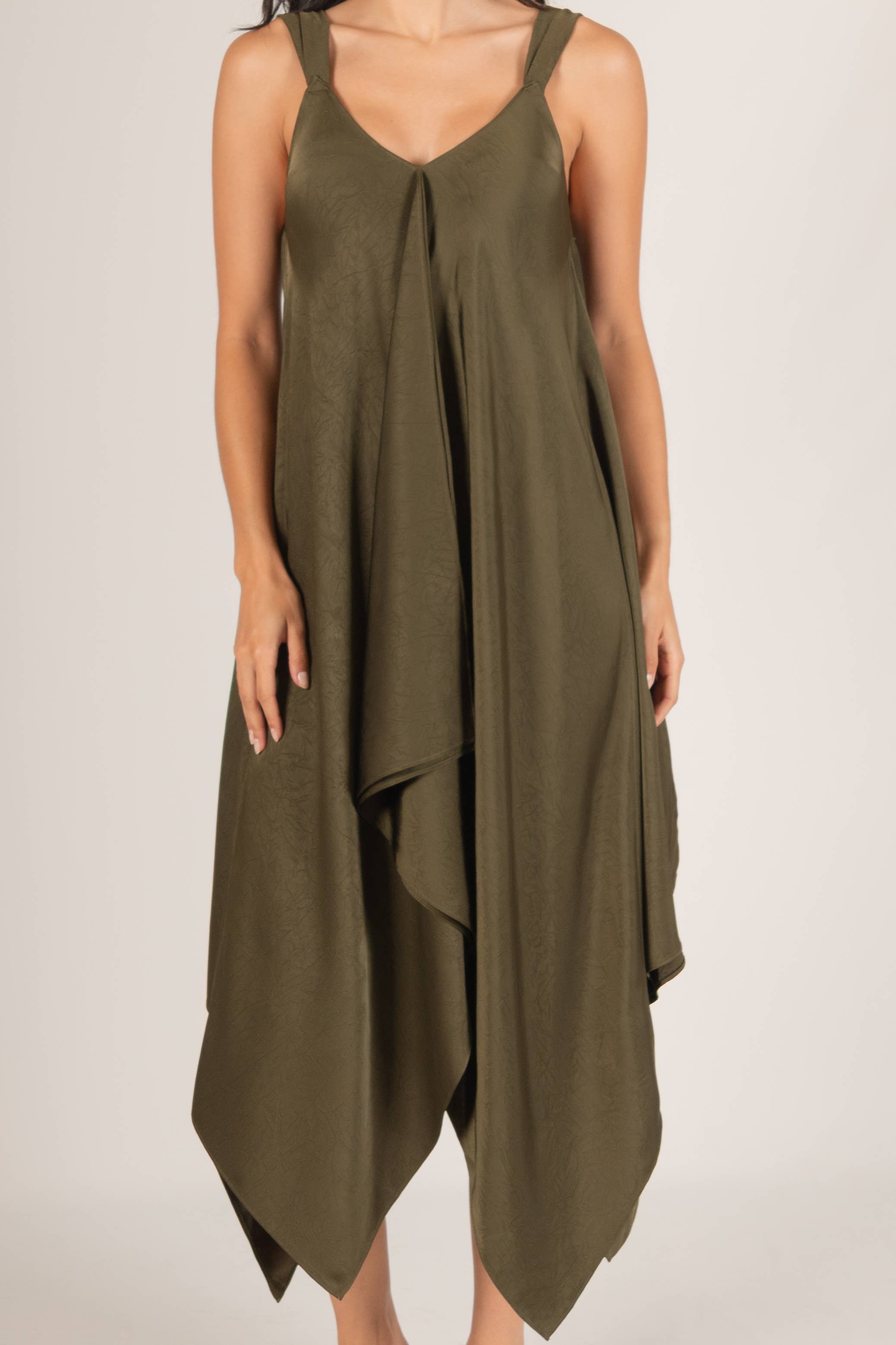 Before You Collection - Wholesale Dress - Women's - Textured Satin V-Neck Sharkbite Hem Dress3