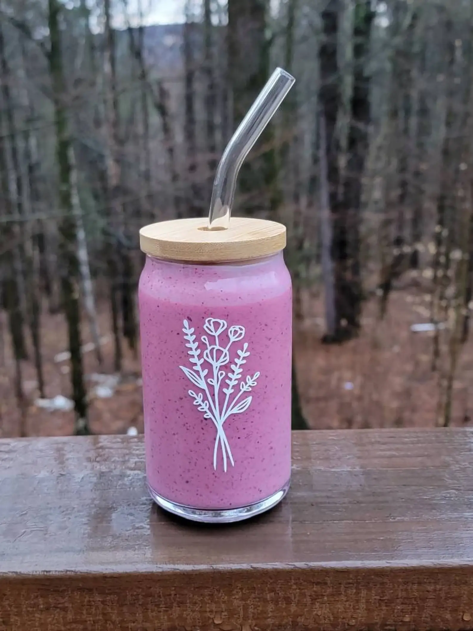 Vulpine Vinyls - Vendita all'ingrosso Bicchiere/tazza - Tazza da caffè ghiacciata con fiori selvatici da 16 o 20 once3