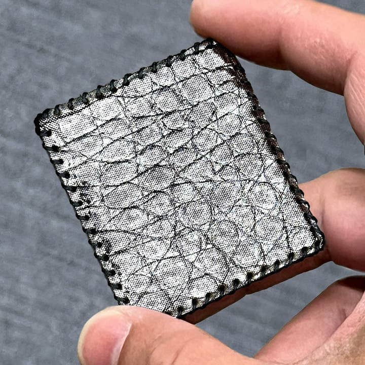 Wildcard — Jacaré Gunmetal, Pequeno por atacado de Magic Items