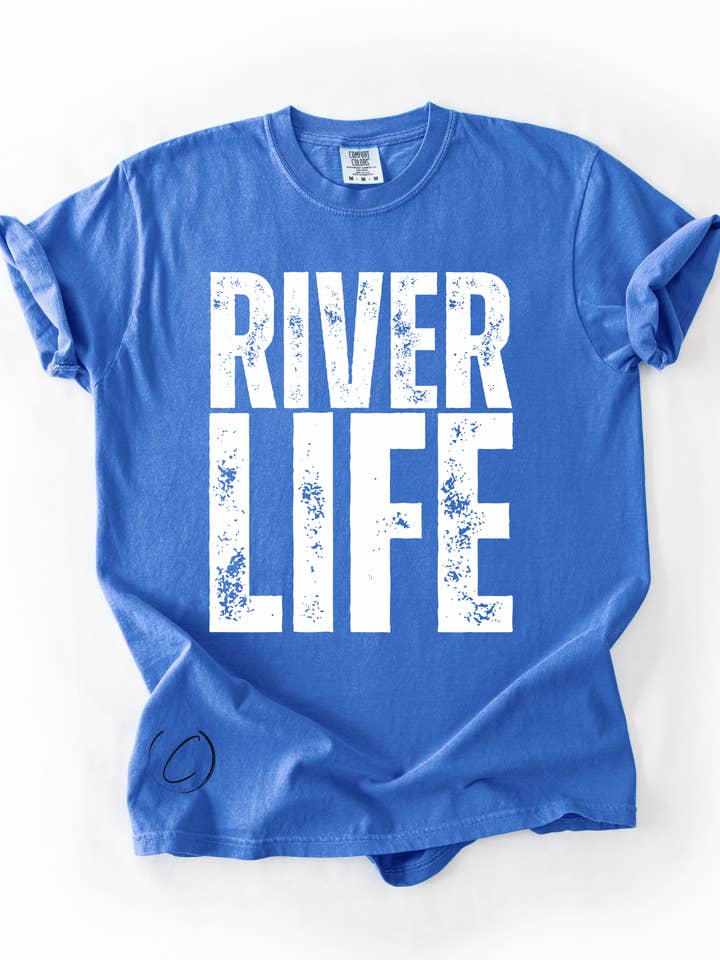 River Life Graphic T-shirt för wholesale av CMD Wholesale