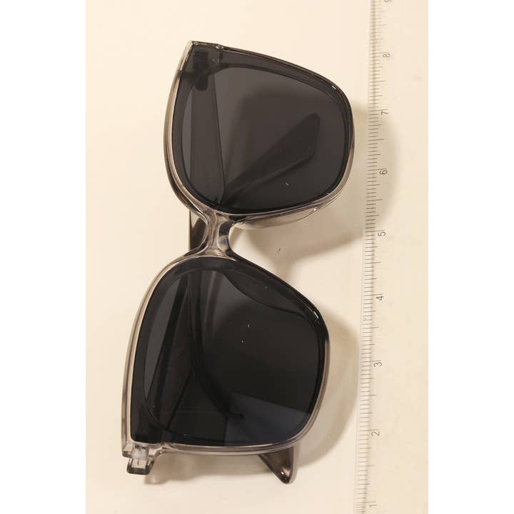 ASSORTED Large Frame Sunglasses Set for wholesale on Faire