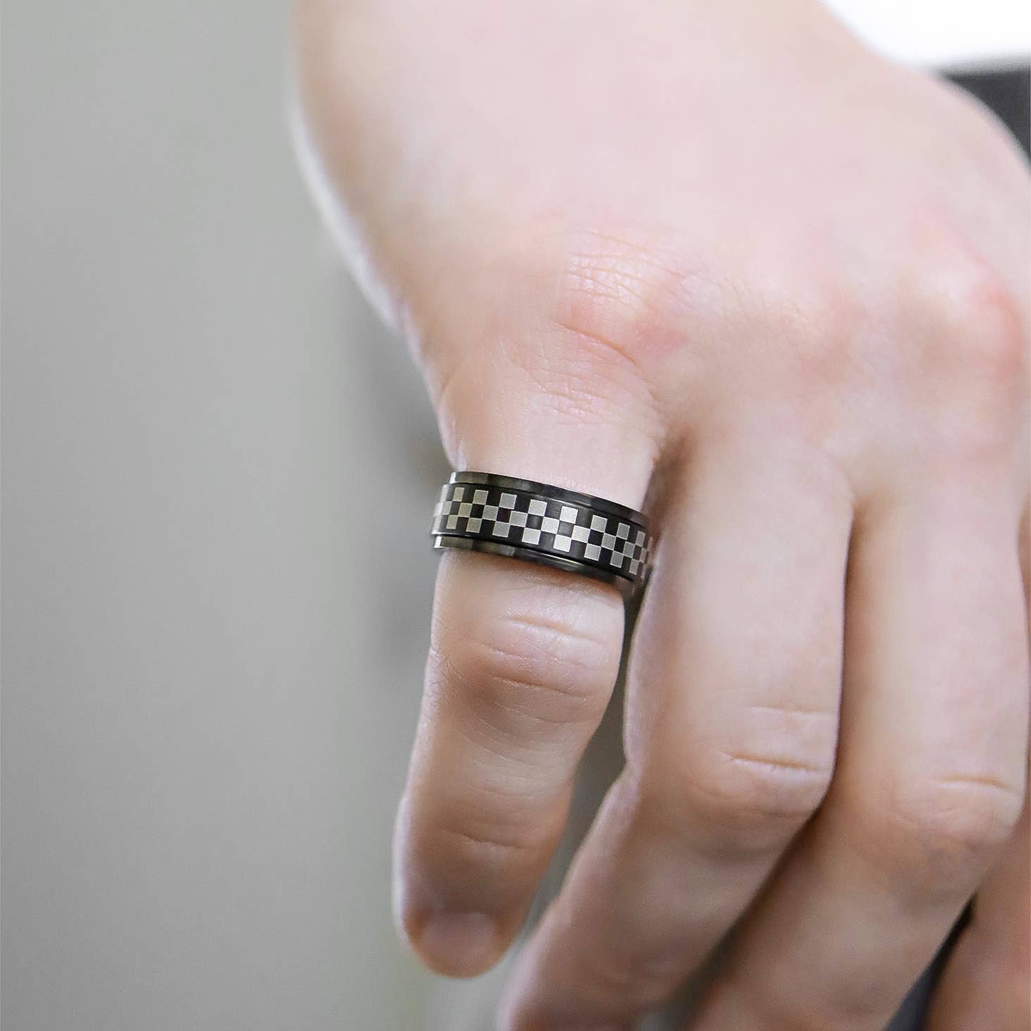 WJW - Wholesale Band/Stacked Ring - Black Checker Stainless Steel Spinner Ring10