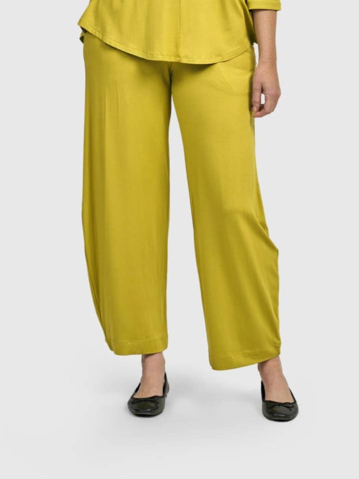 Essential Flow Pants, Lime for wholesale by Alembika