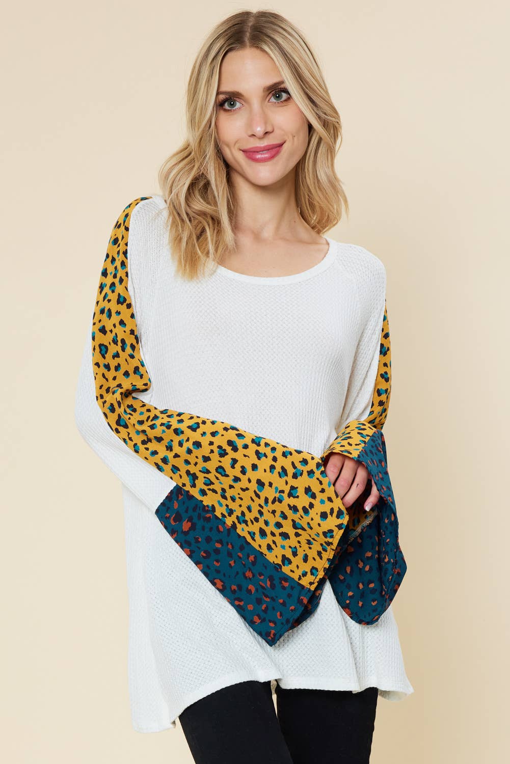 FSL Apparel – wholesale Tunic – Women’s – ST6590 - Bell sleeve top with color contrast leopard print12