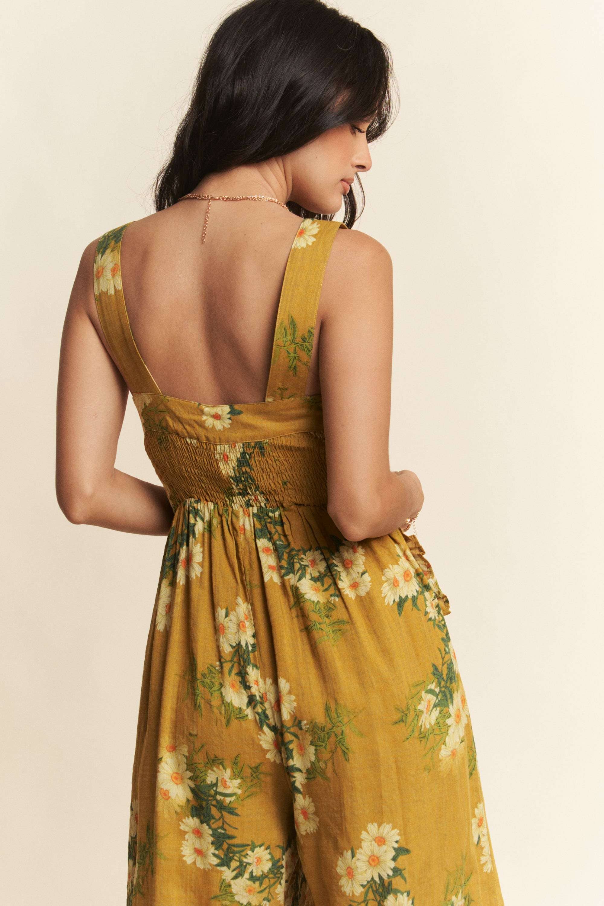 Davi & Dani – wholesale Jumpsuit - Dam – PLUS BLOMMÖNSTRAD JUMPSUIT MED VOLANGDETALJ9