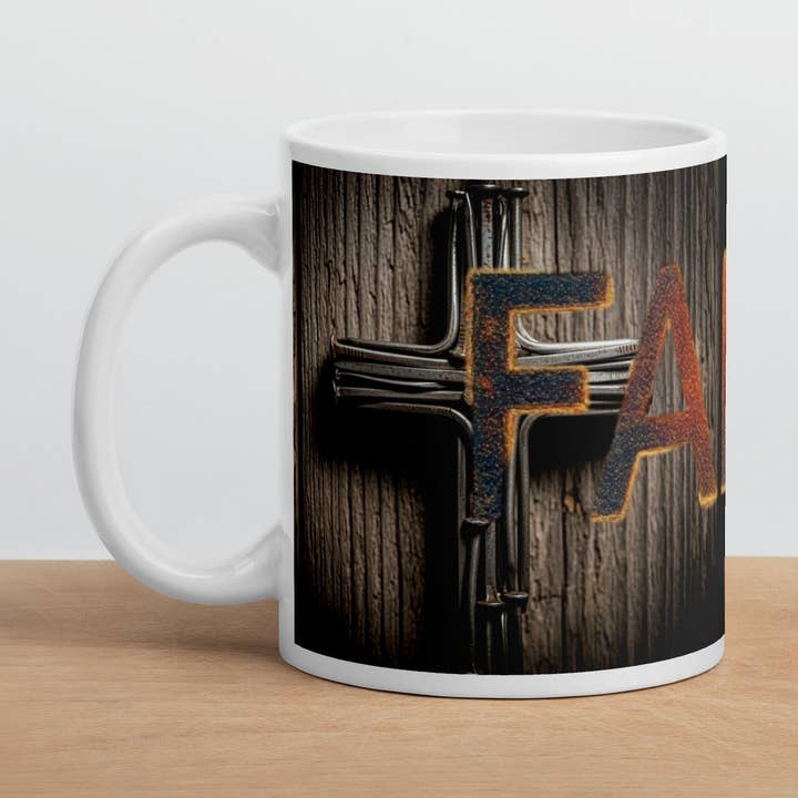 Mug blanc brillant "FOI" avec croix chrétienne pour la vente par Grow Your Faith