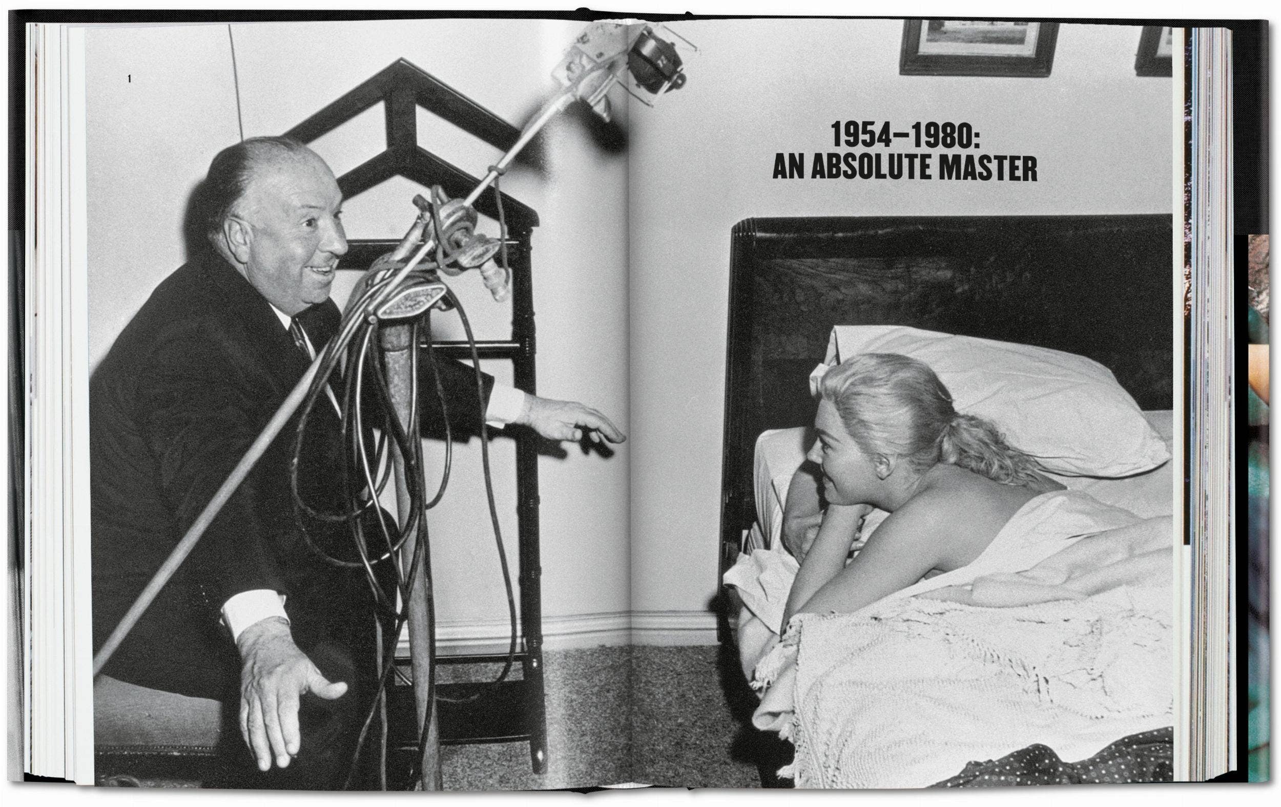 TASCHEN Europe - Wholesale Display Book - Alfred Hitchcock. The Complete Films (English)1