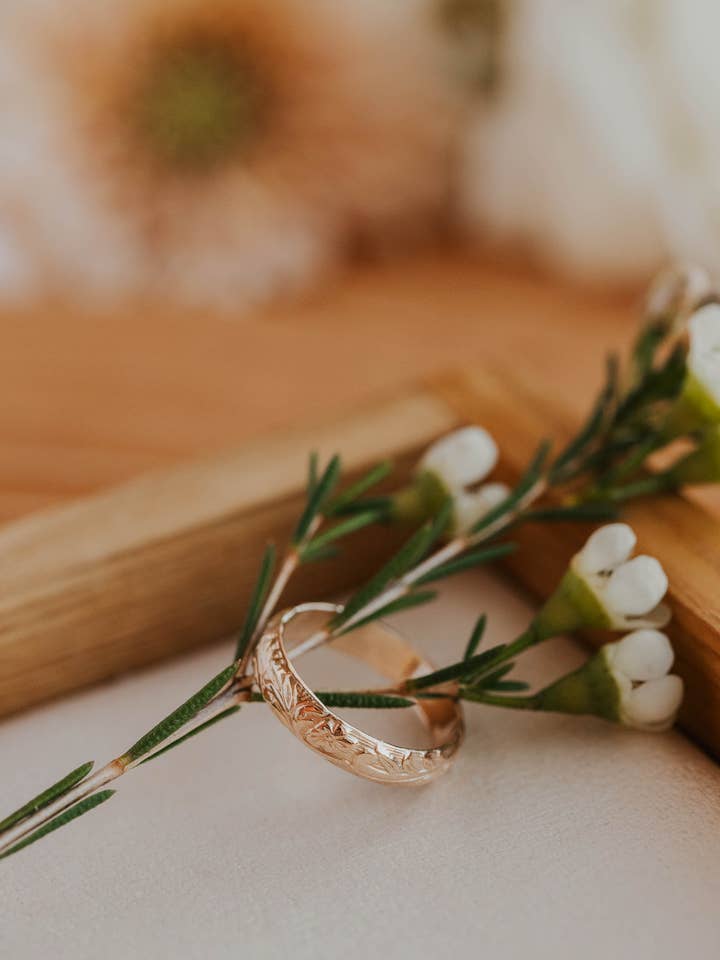 Flora-Ring | 14-karätige Goldfüllung+Sterlingsilber für den Großhandel von Hello Adorn