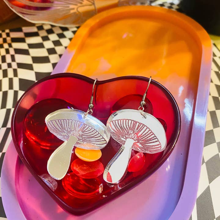 friedflowers – wholesale Dangle earrings – Mystical Mushroom Colour Changing Earrings