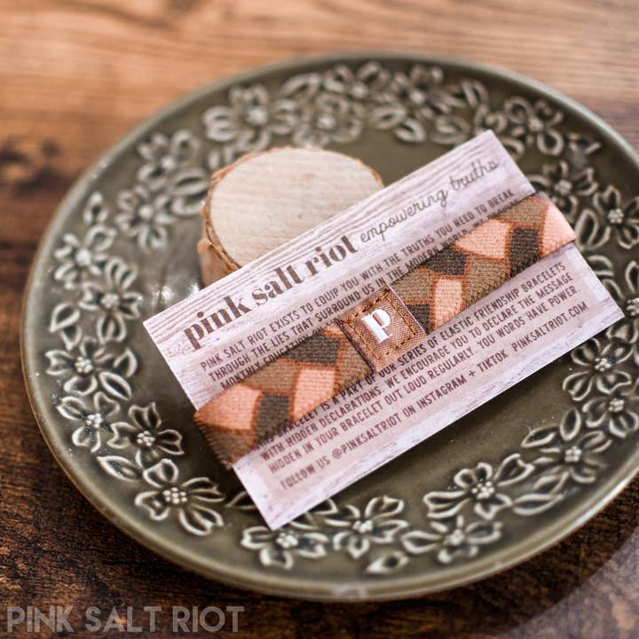 Pink Salt Riot - Vente Bracelet tissé/tressé - Bracelet d'amitié élastique unisexe - Mains et pieds du Christ1