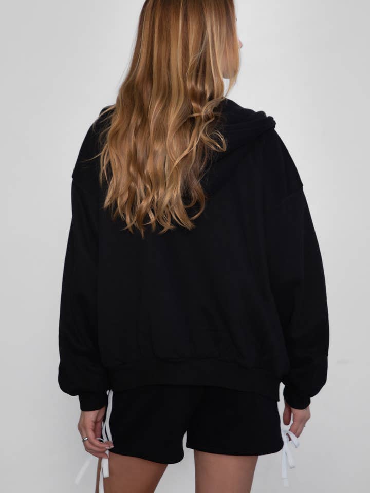 TICTOC - Wholesale Shorts - Women's - SUNNI Casual Mid Rise Plush Fleece Shorts9