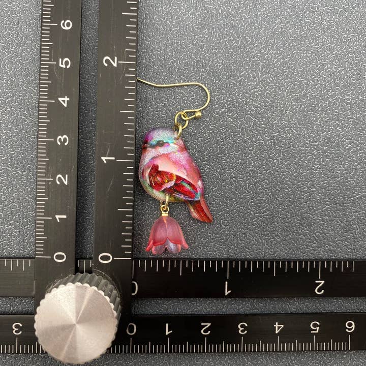 Mio Queena - Wholesale Dangle Earrings - Picking Flowers Resin Birds Dangle Earrings 5