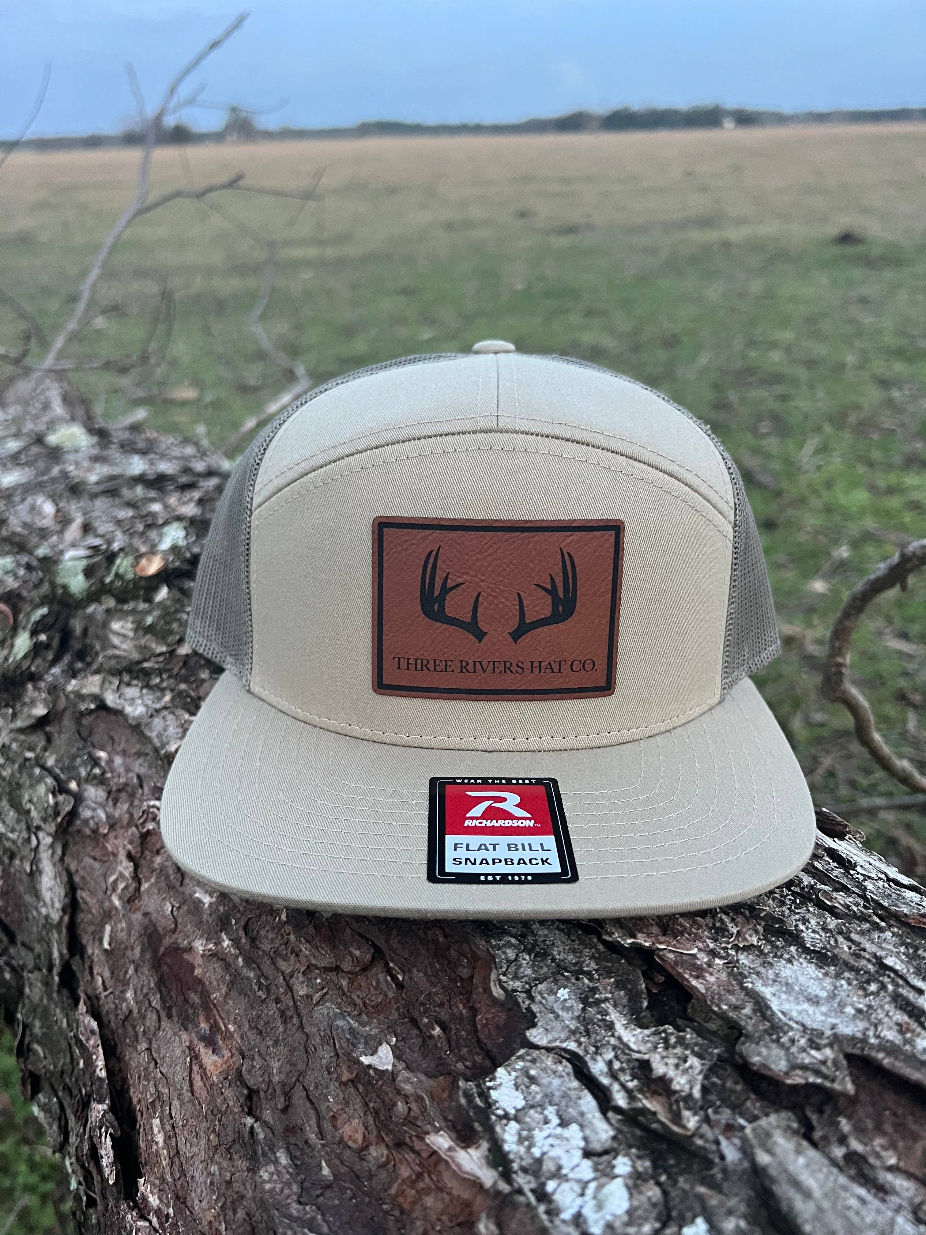 Three Rivers Hat Co. – wholesale Keps med platt skärm – Herr – Hjorthorn - Flatbill Snapback-keps - Richardson 168 7-panel1