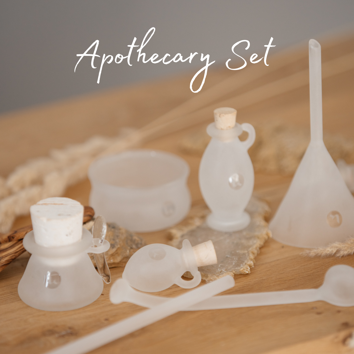 Katari Beauty - Vente Bocal d'apothicaire - Kit de mélange et de stockage en verre soufflé à la main 8 pièces par Katari Beauty11