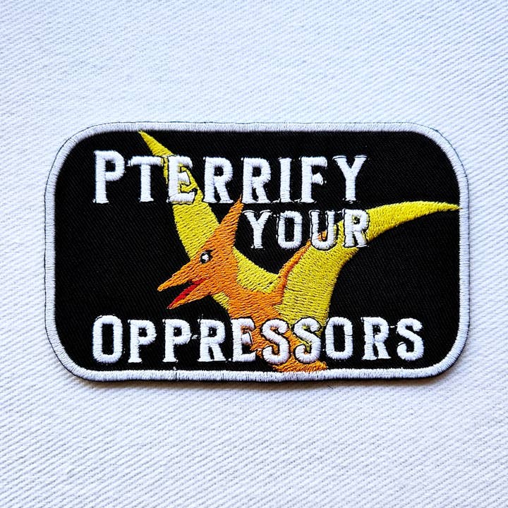 (P)terreur Je Onderdrukkers Pterodactylus Strijkpatch voor wholesale door Junkyard Witch