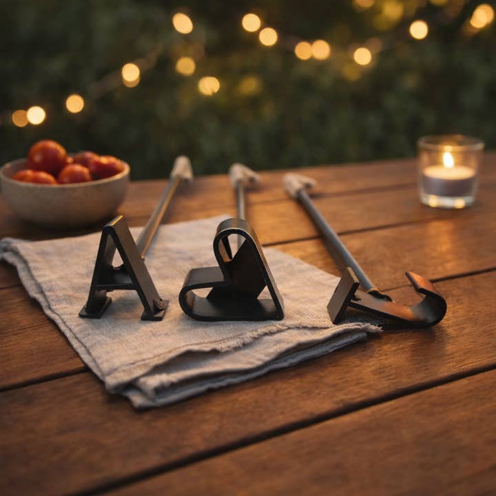 Hierro para marcar BBQ con letra A y mango artesanal de bambú para venta al por mayor de Valor Home Goods