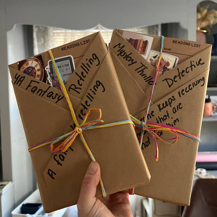 The Towne Witch - Wholesale Crafts, Hobbies & DIY Book - Blind date with a book, Gifts, Bookish Gifts, Books3