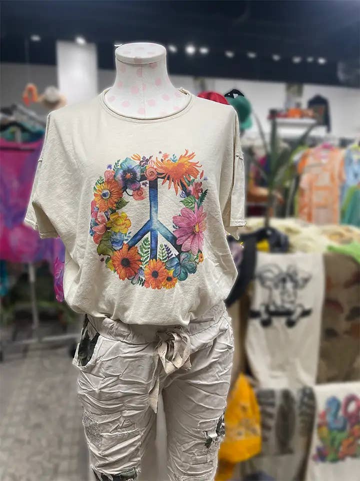 Tee with 70s Inspired Peace Wreath Print for wholesale by LeParisPetit by I Love Linen