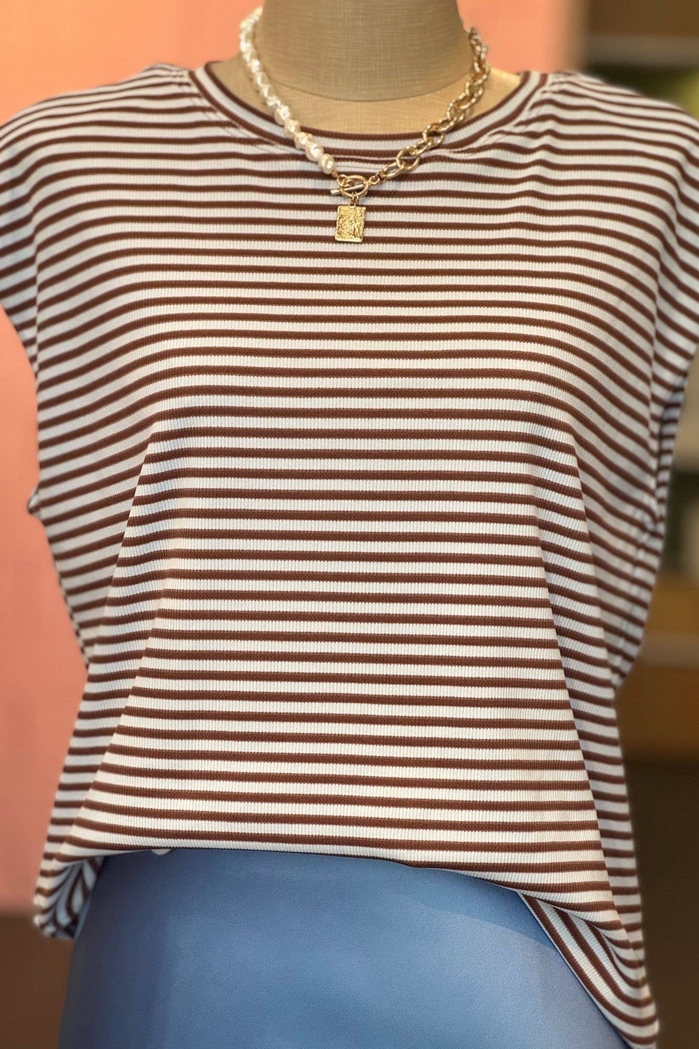 If She Loves - Wholesale T-Shirt - Women's - IST1212 Blossom Basic Muscle Tee Red6