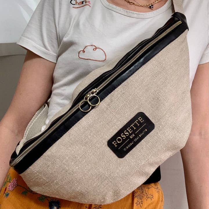 Banana XL rosewood leather for wholesale by Fossette