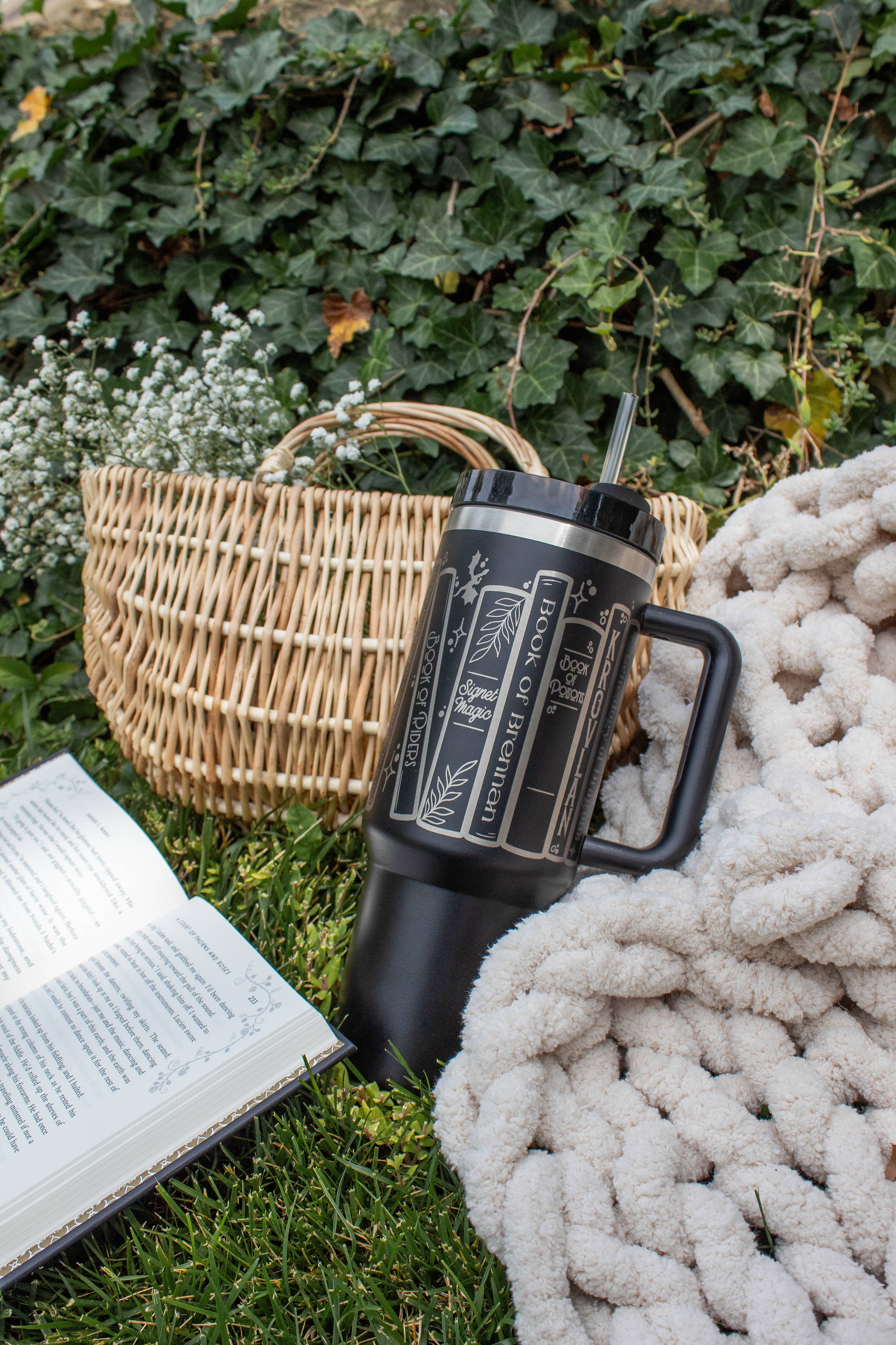 Meaggie Moos - Wholesale Insulated Mug/Tumbler - Violet's Bookshelf 40oz Tumbler | Fourth Wing1