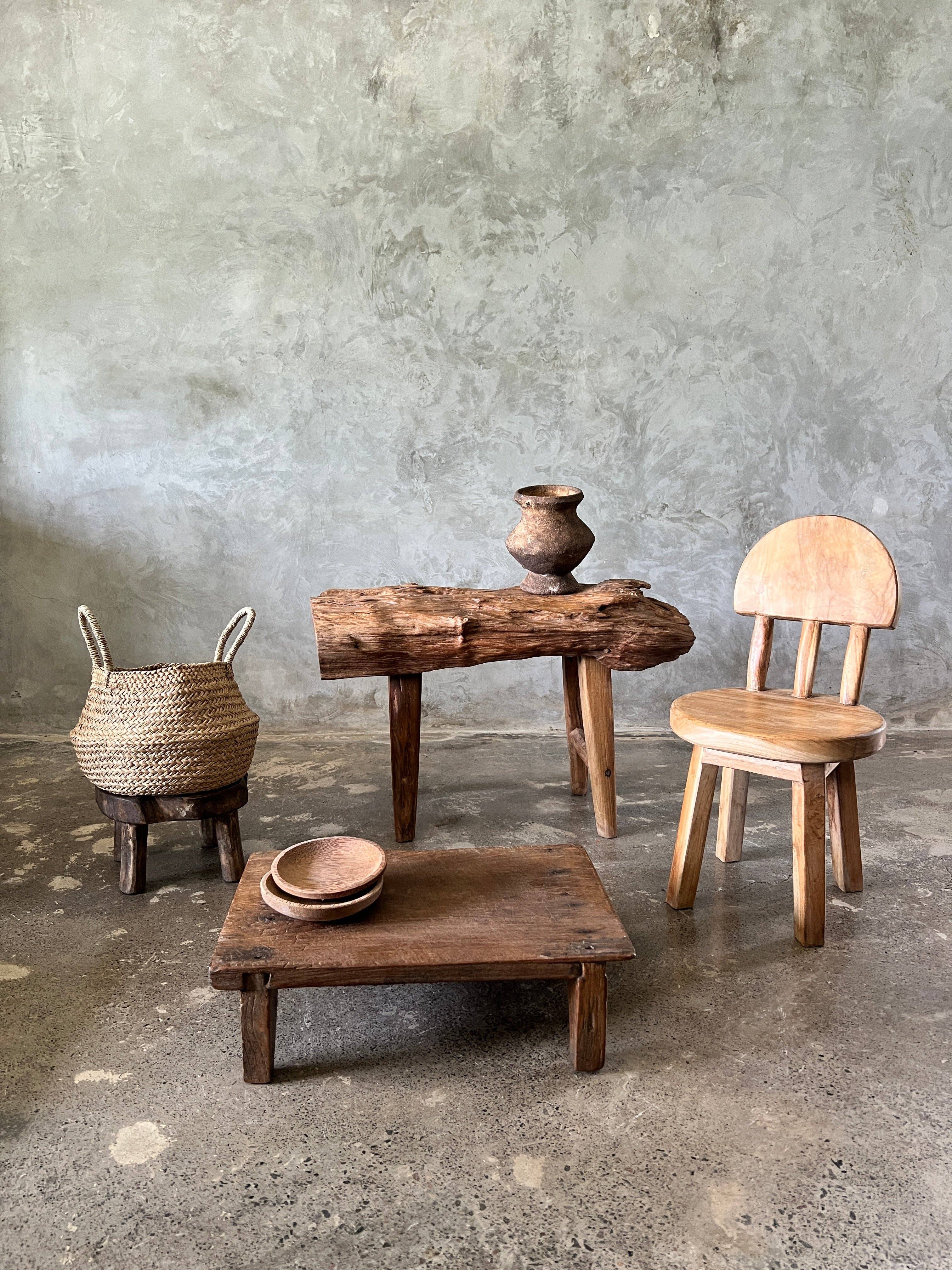 Office Objets - Venta al por mayor Bancos - Banco pequeño de teca asiática rubia con cuatro patas - Sembilan15