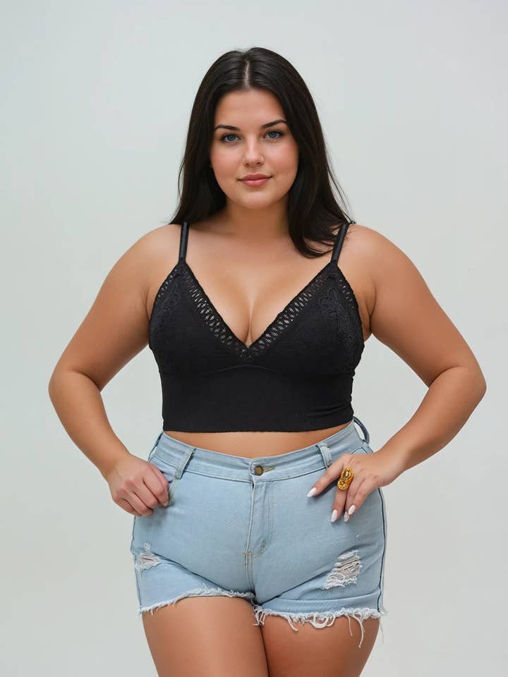 Leto Accessories – Großhandel Bralette – Damen – Luxe Loop Spitzen-Lounge-Top in Übergröße - Loungewear11