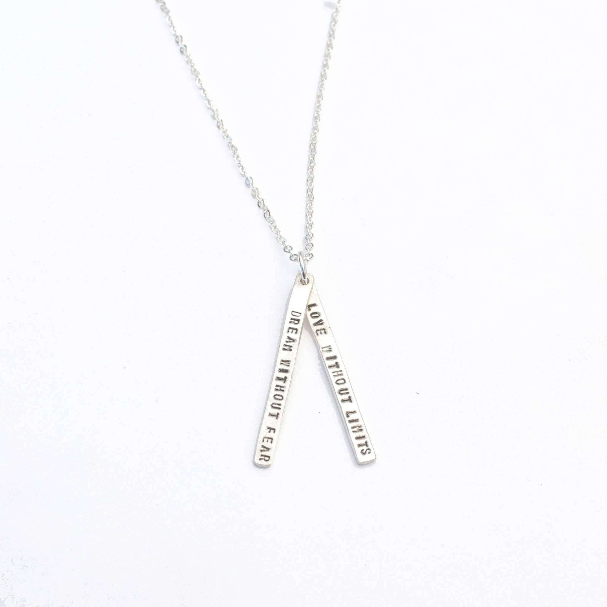 Chocolate and Steel - Vente Colliers à pendentif - Rêver sans peur Aimer sans limites - Collier citation0