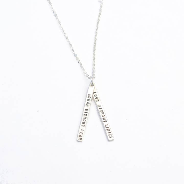 Chocolate and Steel - Vente Colliers à pendentif - Rêver sans peur Aimer sans limites - Collier citation
