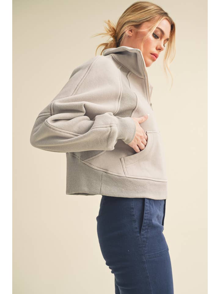 AEMI + CO - Wholesale Sweatshirt – Women's - 950CK Dove Funnel Neck Half Zip 621