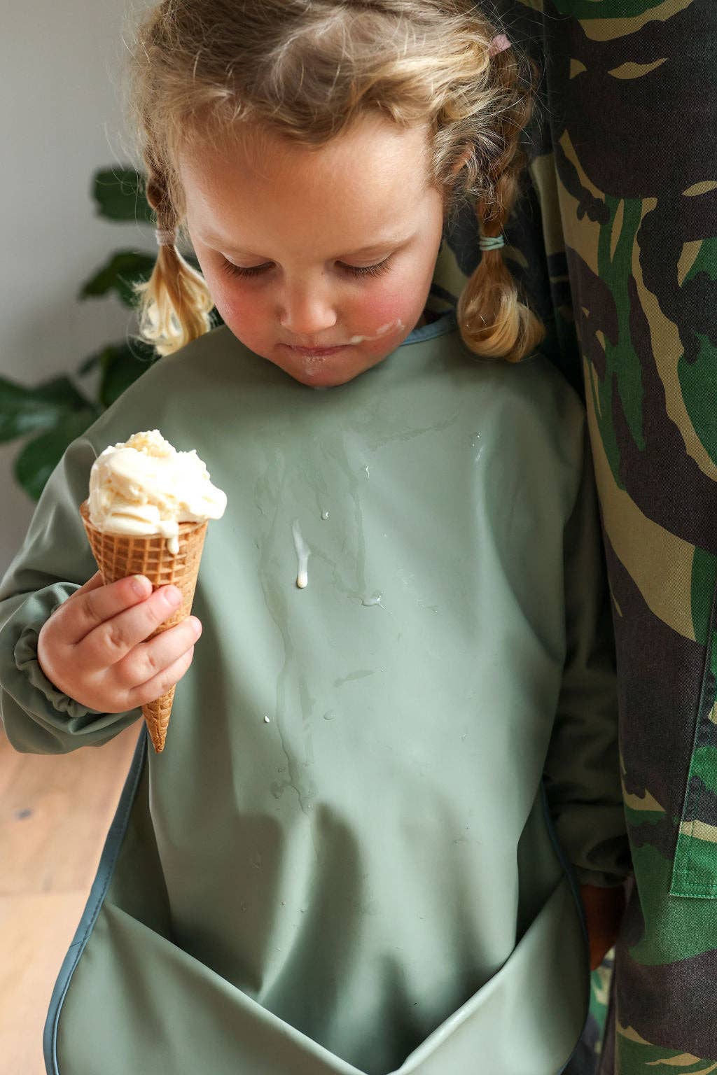 Tilda & Moo - Wholesale Bib - Baby - Pistachio Cream | Smock Bib4