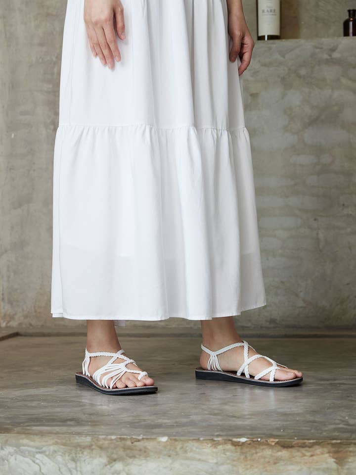 Motif - White for wholesale by Matae store