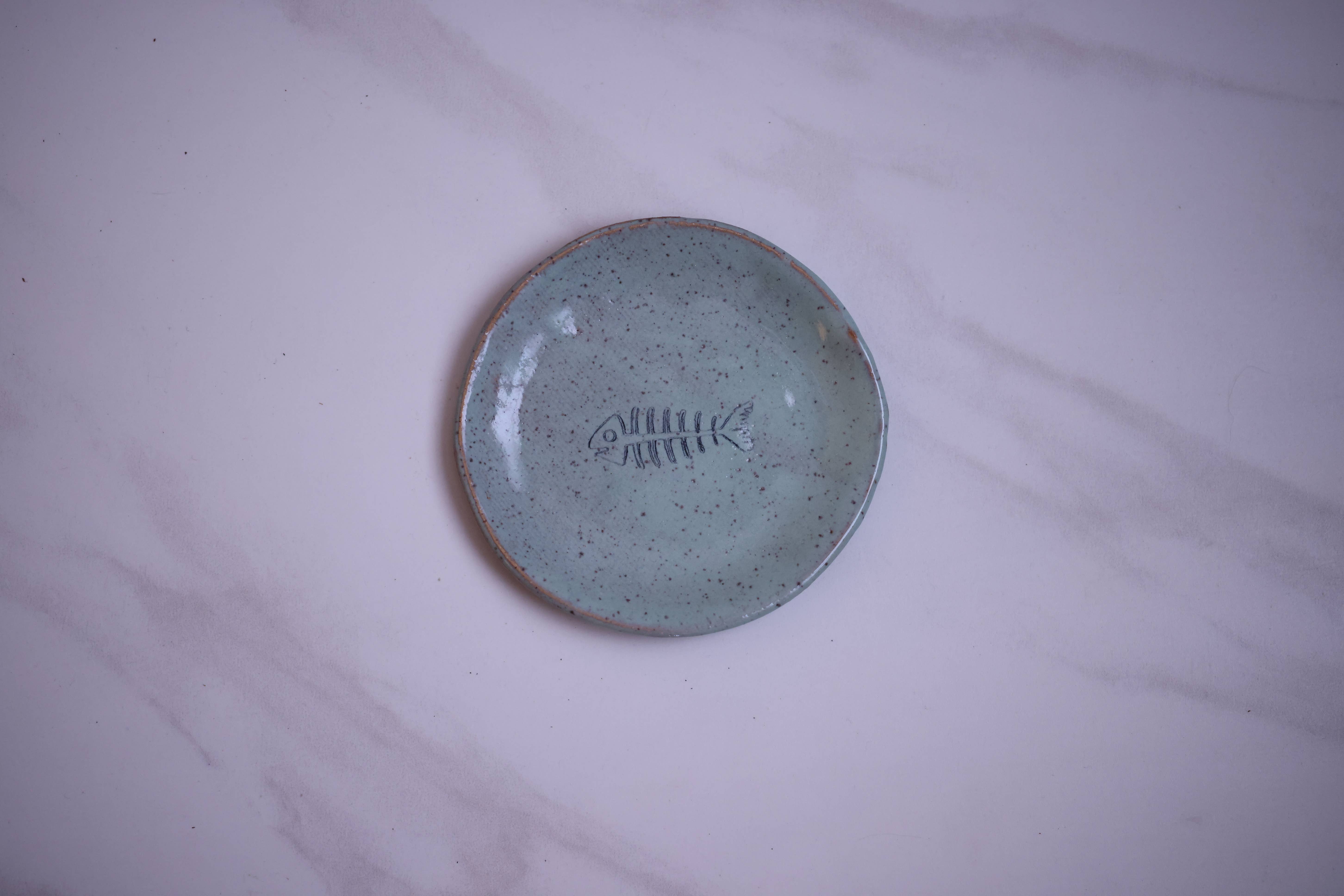 Mud & Maker - Wholesale Jewelry Dish - Mini Plate - Fishbones | Fish Skeleton