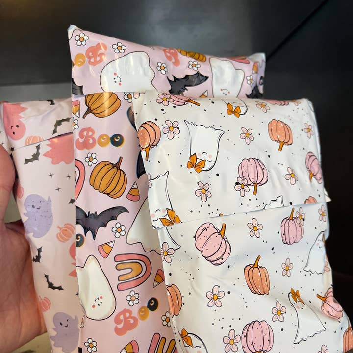 Happy Hustle Hub - Wholesale Envelopes - 6x9 Pretty Girl Pumpkins Poly Mailer1