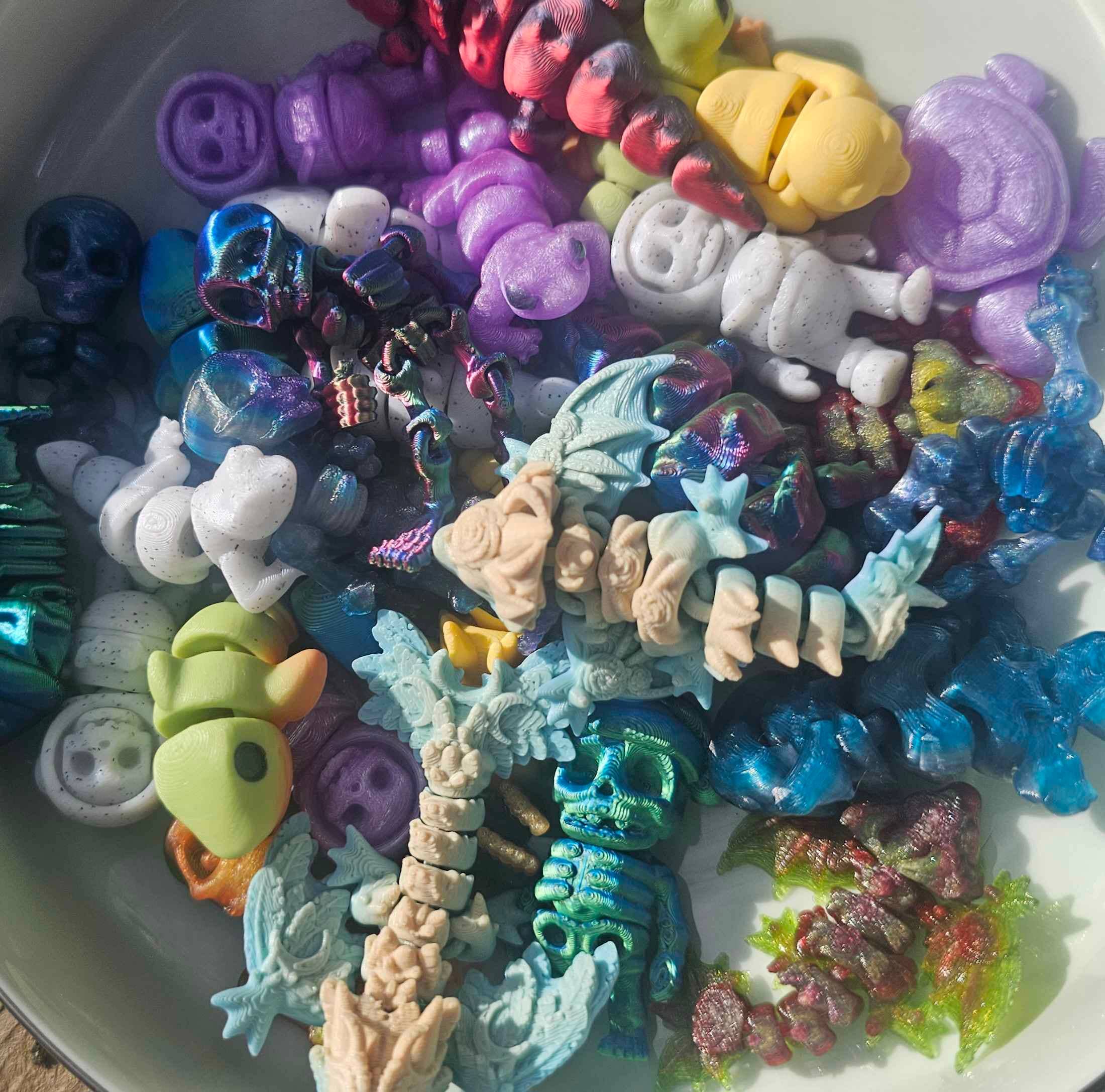 Pretzel Prints – Großhandel Fidget Toy – Kinder – Mini-Kaugummiautomat-Fidget-Spielzeug, kleines Schreibtischhaustier für Kinder2