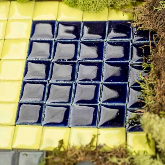 Factory Direct Craft - Venta al por mayor Flores artificiales - Bolsita de 25 mini azulejos de mosaico de cerámica 19 mm - Color a elegir5