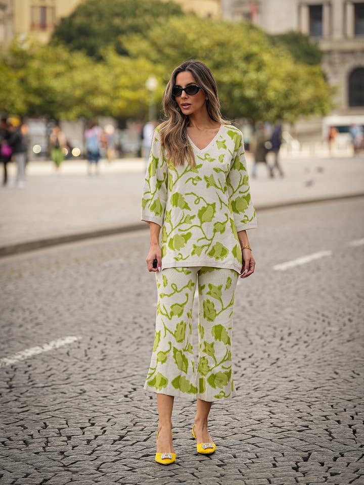 GUIMANOS - Wholesale Top & Pant Set (NOT Loungewear) - Women's - Flowers Set Trousers