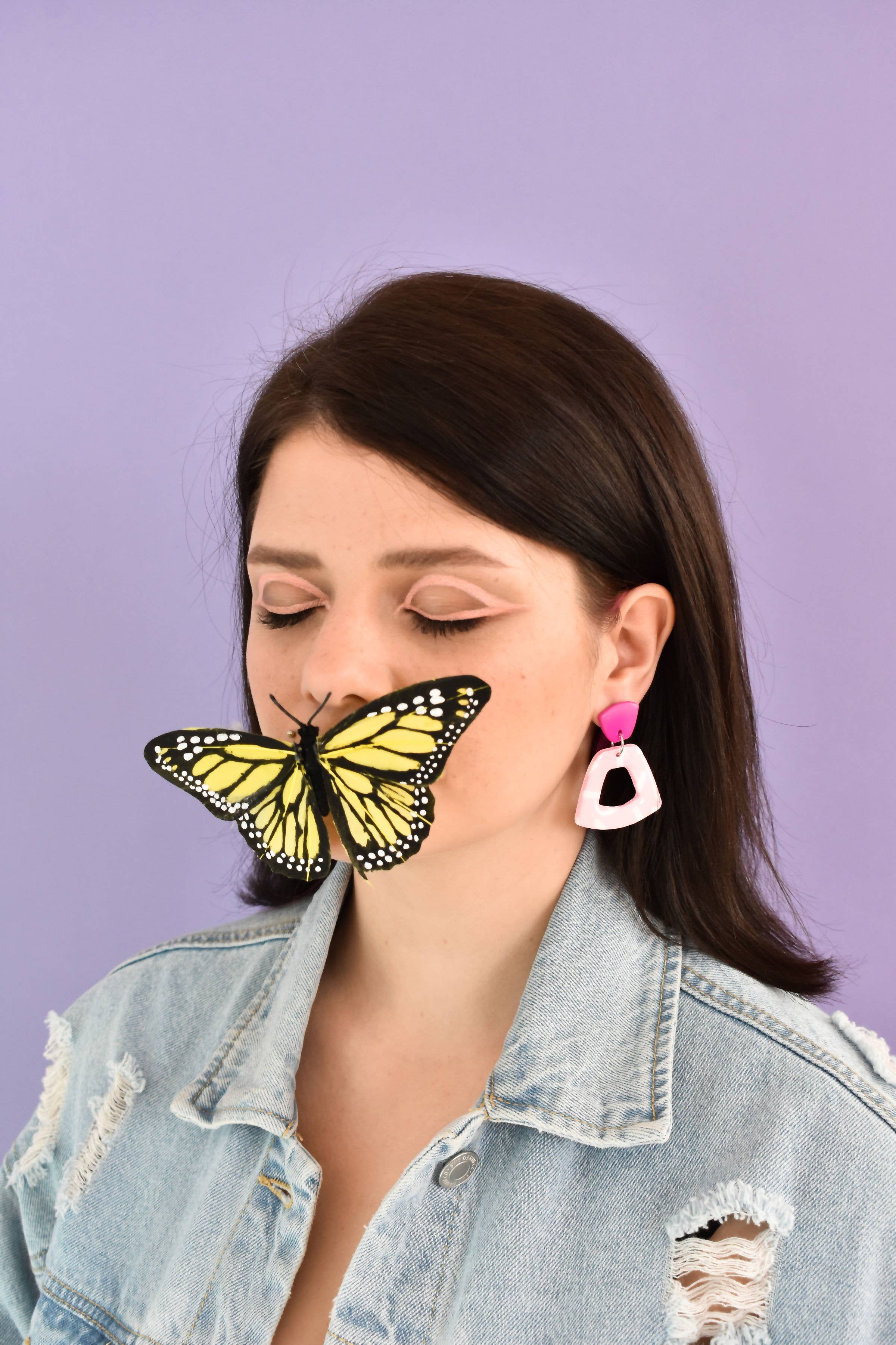 Night Moves Atelier - Venta al por mayor Pendientes colgantes - Pendientes de paleta de arcilla polimérica en rosa y fucsia3