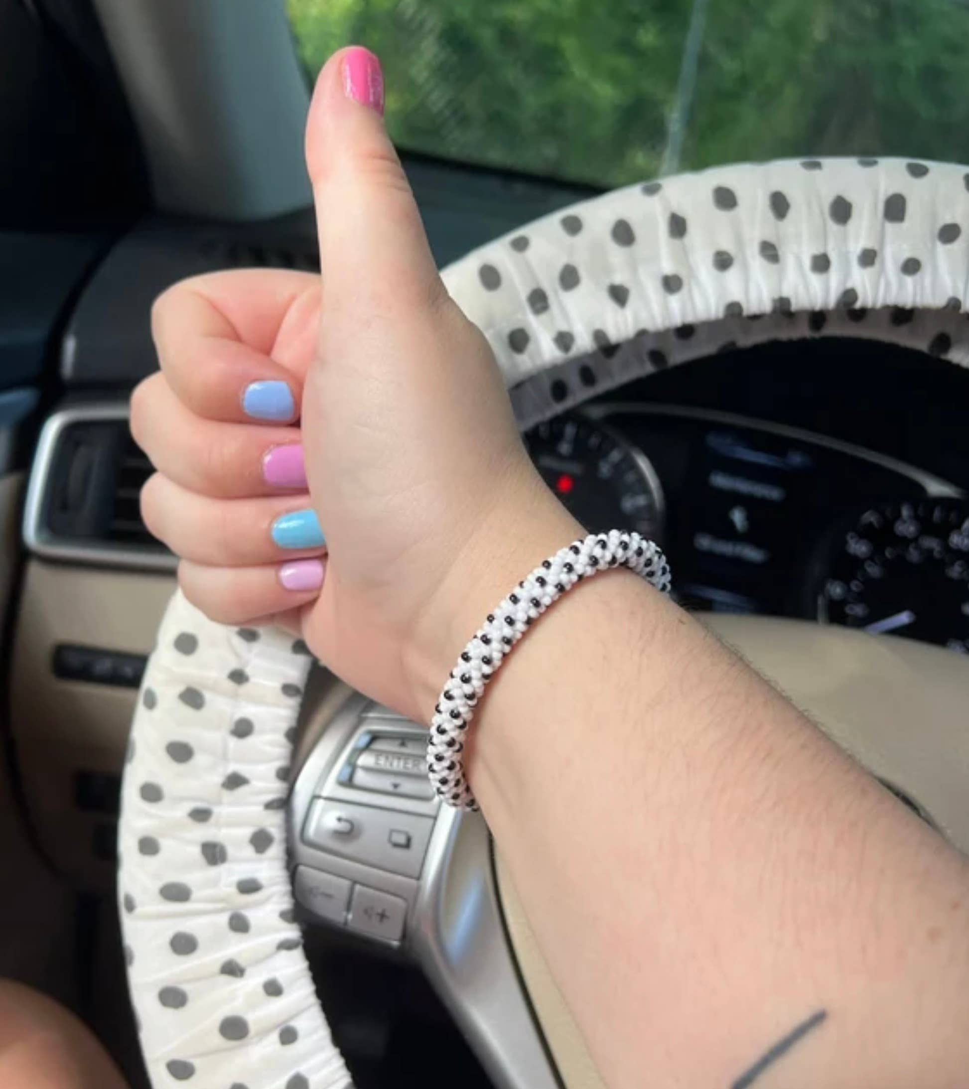 Liftedhope Bracelets – wholesale Beaded bracelet – White And Black Dotted Pattern1