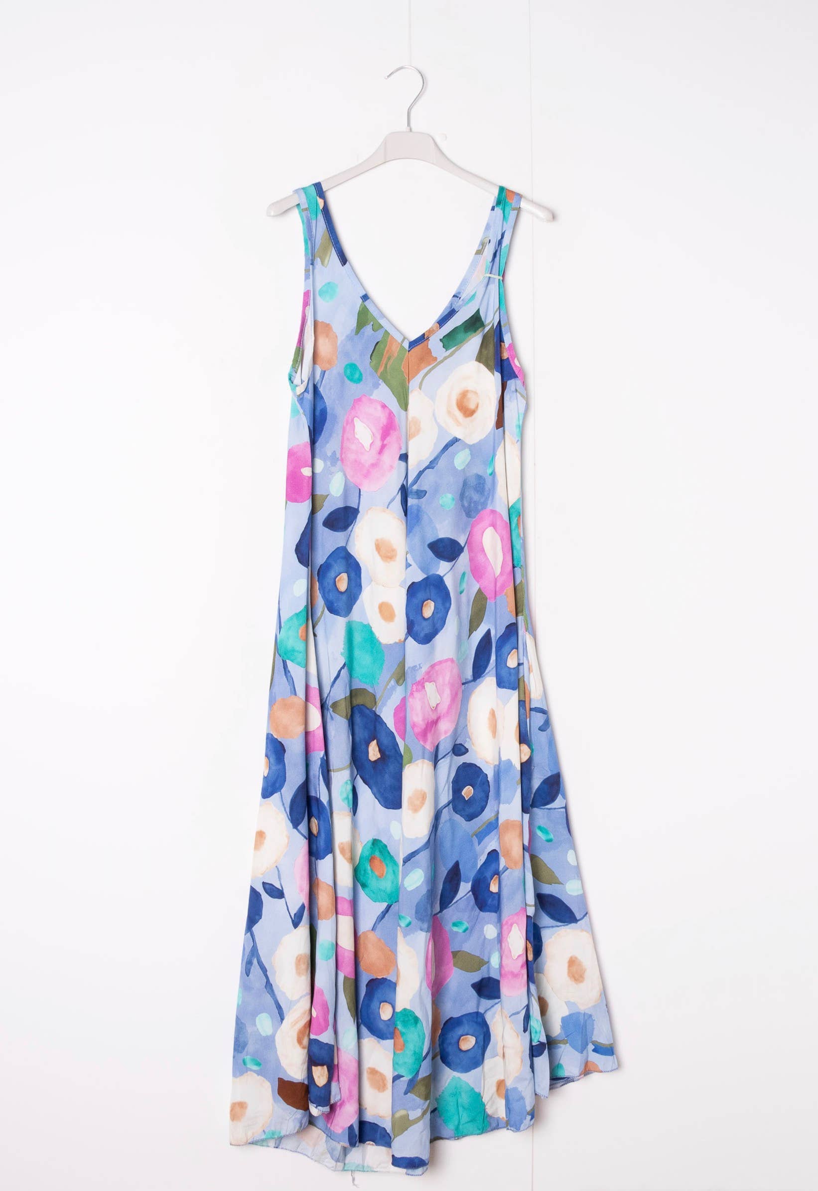 Happy look - Vente Robe – femme - Robe Longue à Bretelles Fleurie – Élégance et Légèreté1