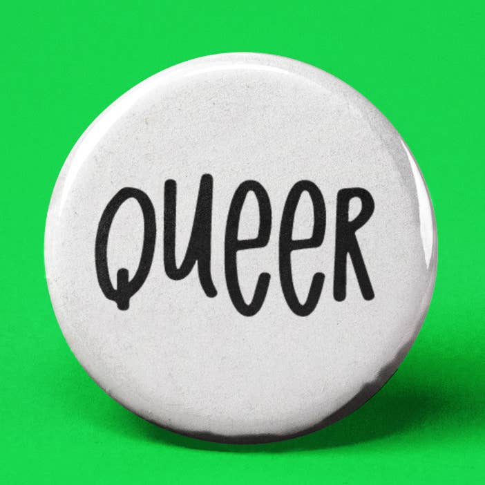 Pulsante Queer Pinback per la vendita all'ingrosso da parte di The Pin Pal Club