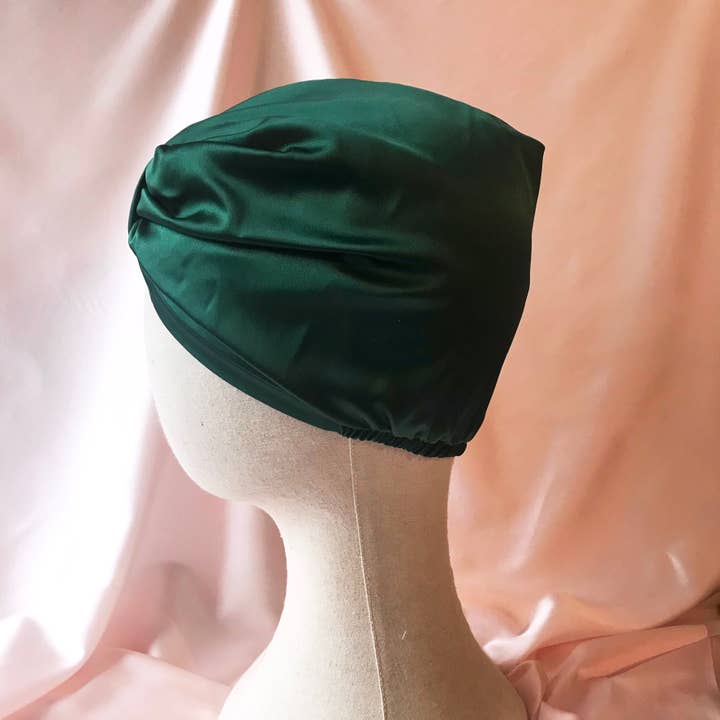 Mille Saisons - Wholesale Sleep cap / bonnet – women's - Emerald Green Mulberry Silk Sleep Cap Fully Lined- UK Made3