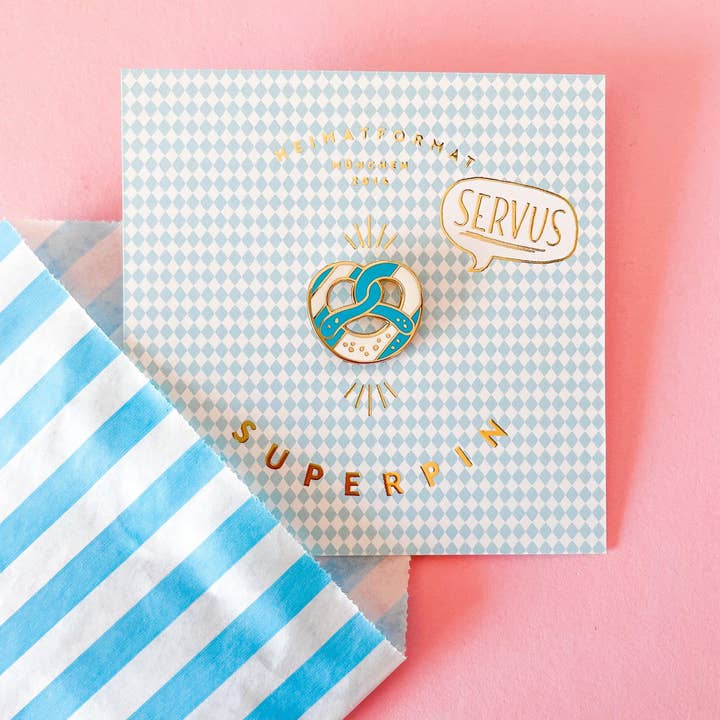 Broche Bretzel, Bretzel bavaroise, Accessoire Oktoberfest pour la vente par Heimatformat