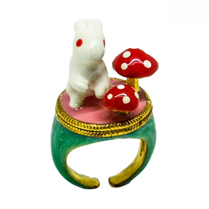 Emerald Wild Rabbit Ring for wholesale by MONVATOO London
