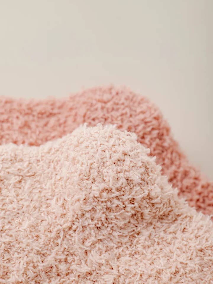 Marc JoJo – wholesale Socks – Women's – 🧦✨ Long Fuzzy Socks ❄️💖8