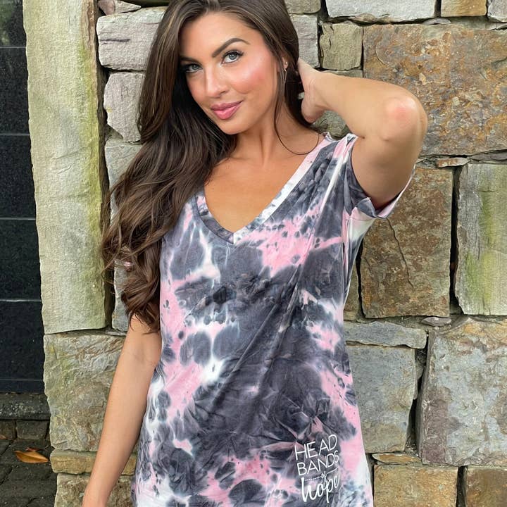 Tee-shirt nuageux Coucher de soleil pour la vente par Headbands of Hope | One Purchased One Donated