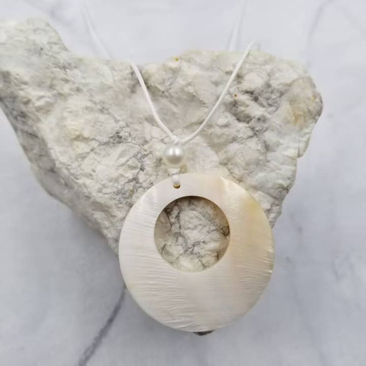 Shell Circle Pendant Necklace for wholesale by The Pretty Jewellery