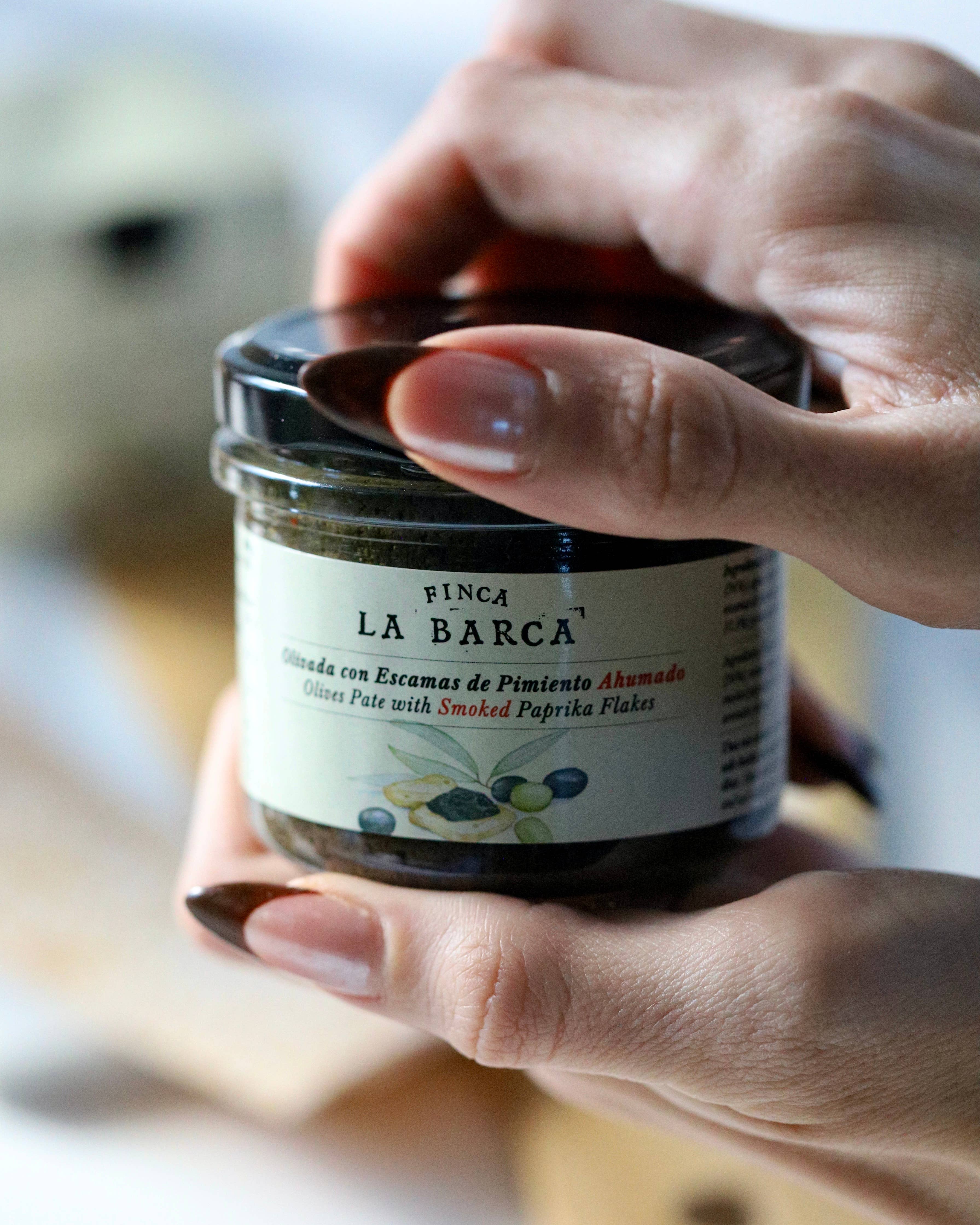 Finca La Barca - Wholesale Tapenade - Olivada con Escamas de Pimiento Ahumado "FINCA LA BARCA" 1104